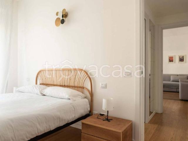 Appartamento in affitto a Municipio 6, Milano