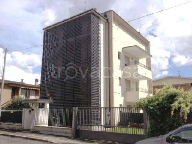Appartamento in affitto a Muggiò, Lombardia