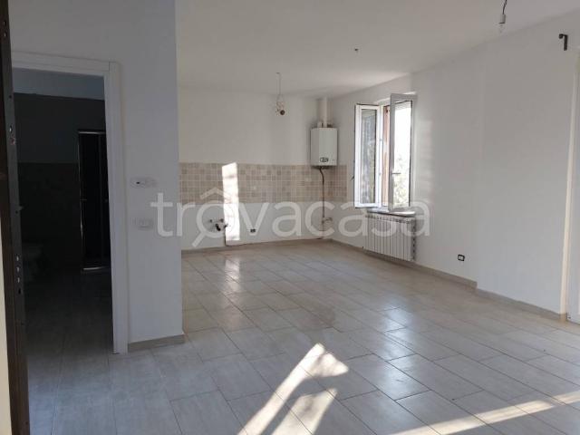 Appartamento in affitto a Borgo Ticino, Pavia