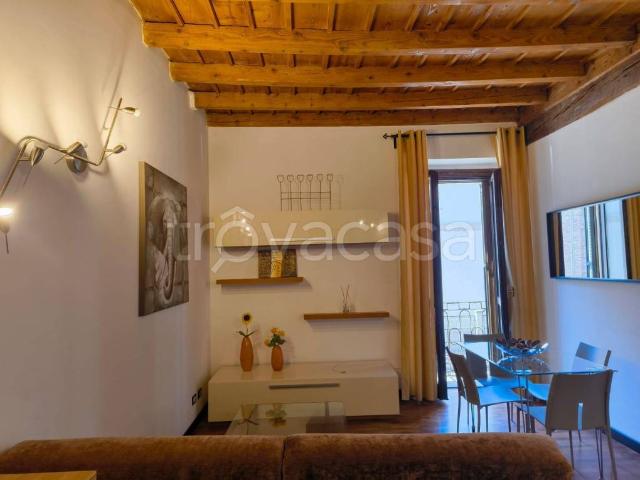 Appartamento in affitto a Ticinello, Pavia