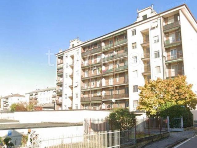 Appartamento in affitto a Pessano Con Bornago, Lombardia