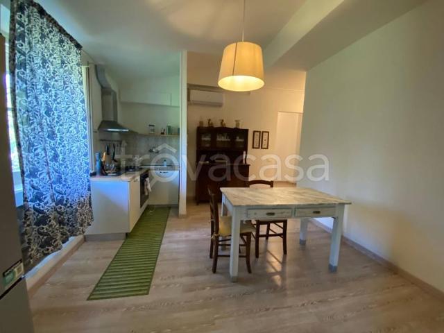 Appartamento in affitto a Manerba Del Garda, Lombardia