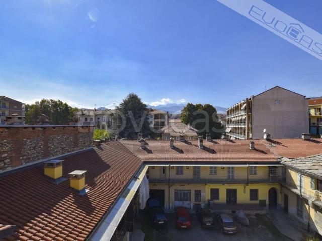 Appartamento in affitto a Pinerolo, Torino