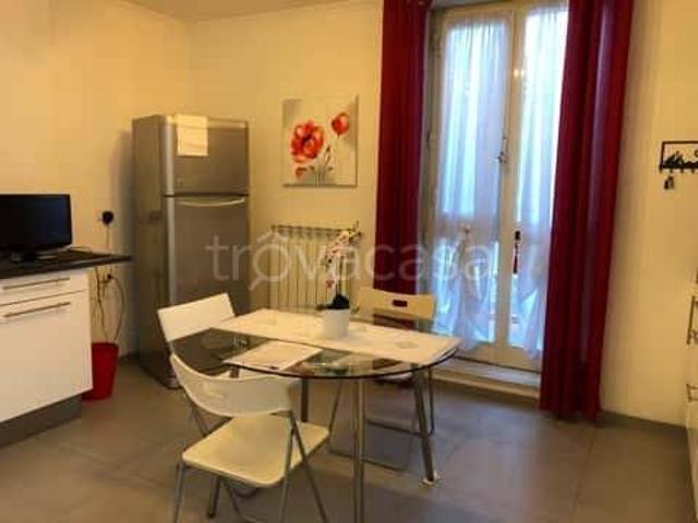 Appartamento in affitto a Axa, Roma Capitale