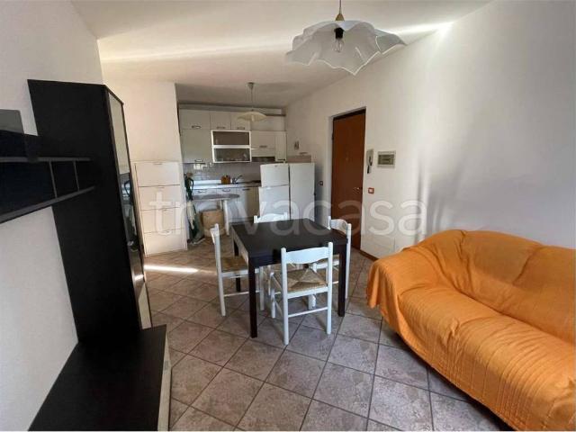 Appartamento in affitto a Abbazia, Sesto Calende