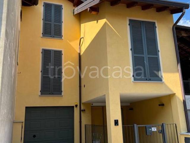 Appartamento in affitto a Sumirago, Lombardia