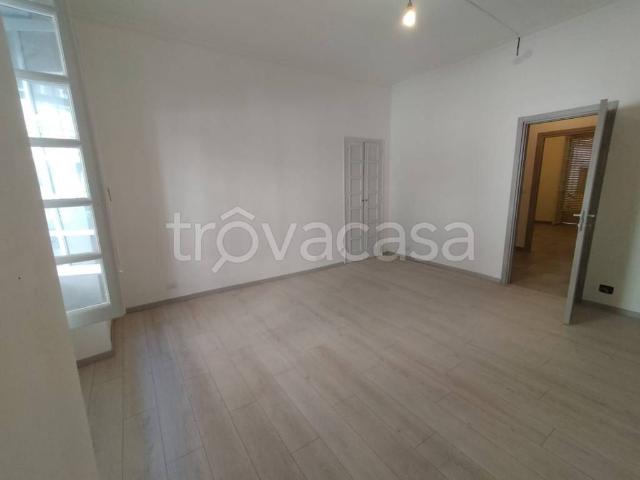 Appartamento in affitto a Rossini, Torino