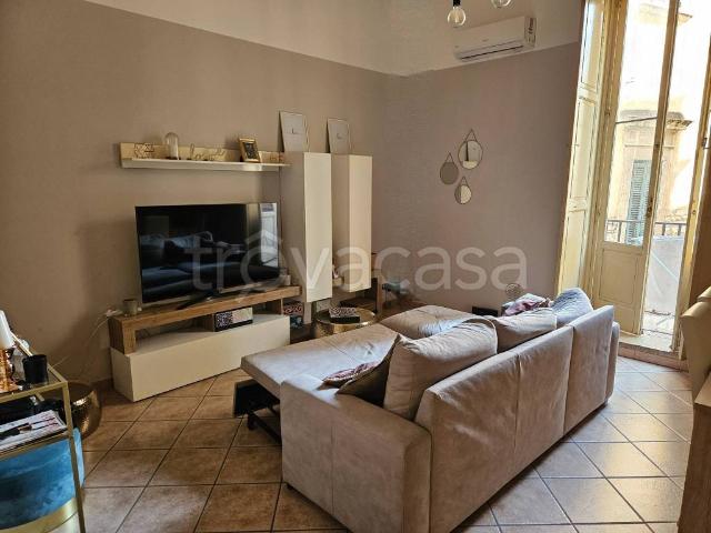 Appartamento in affitto a Puglia, Barletta-andria-trani