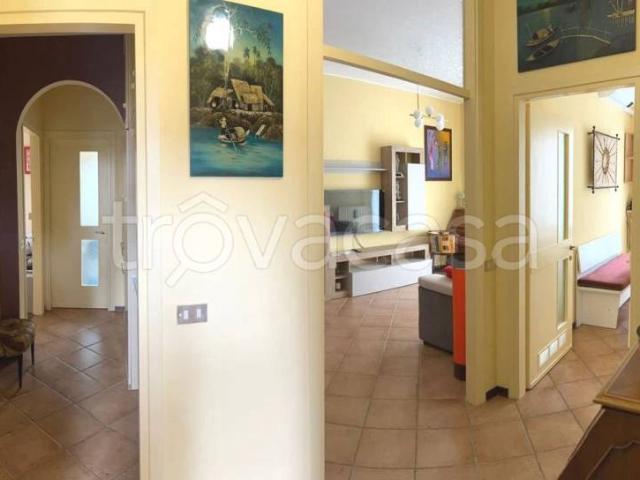 Appartamento in affitto a Quartiere Boschetto, Trezzano Sul Naviglio