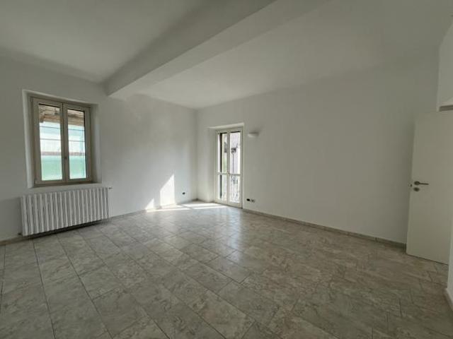 Appartamento in affitto a Truccazzano, Milano