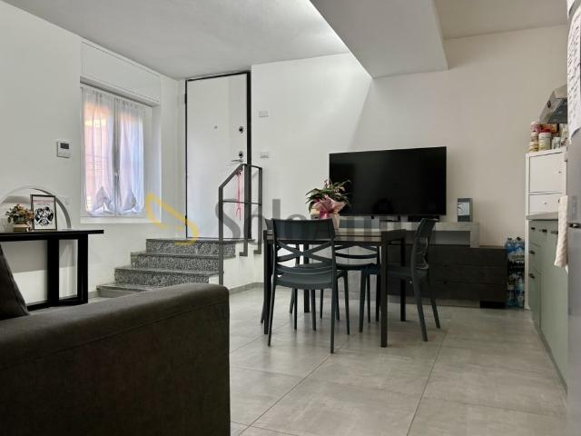 Appartamento in affitto a Varedo, Monza e della Brianza