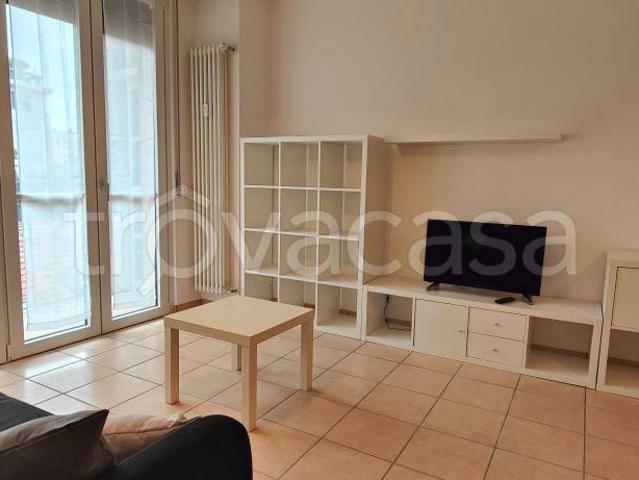 Appartamento in affitto a Biumo Superiore, Varese