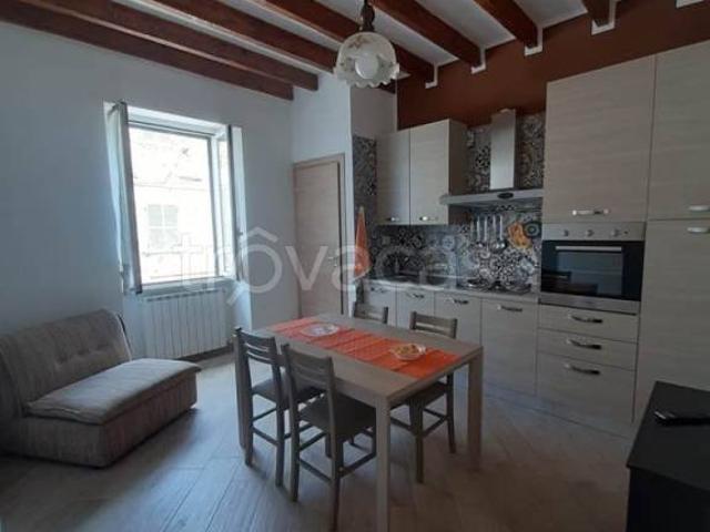 Appartamento in affitto a Vejano, Lazio