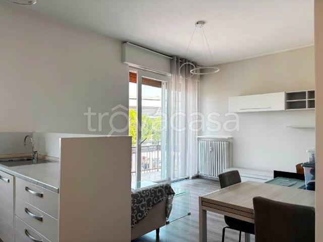 Appartamento in affitto a Ovest, Brenzone