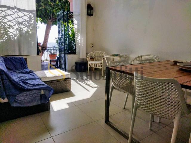 Appartamento in affitto a Aci Castello, Sicilia