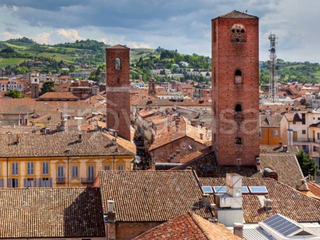 Appartamento in affitto a Borgo Piave, Alba