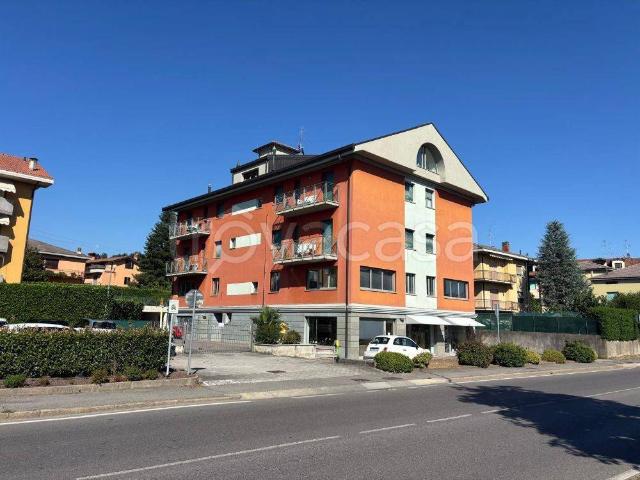 Appartamento in affitto a Almè, Lombardia
