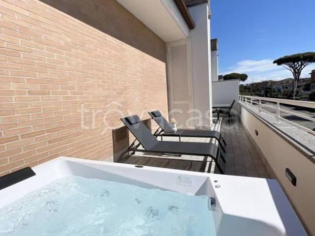 Appartamento in affitto a Lido di Enea, Roma Capitale
