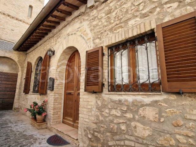Appartamento in affitto a Assisi, Umbria