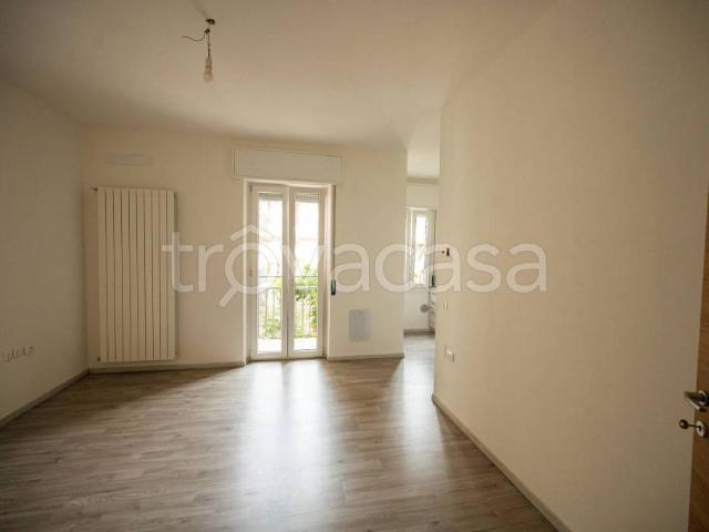 Appartamento in affitto a Azzano San Paolo, Bergamo
