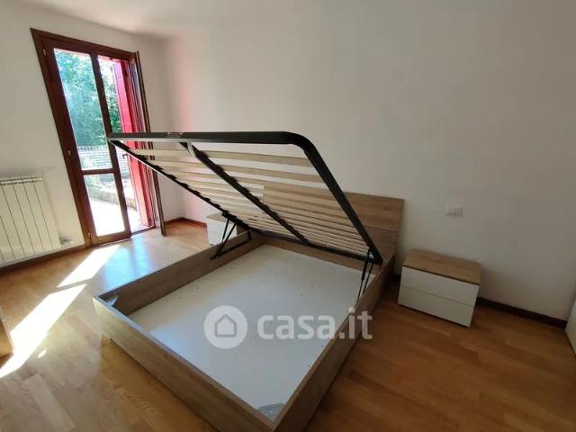 Appartamento in affitto a Legnago, Verona