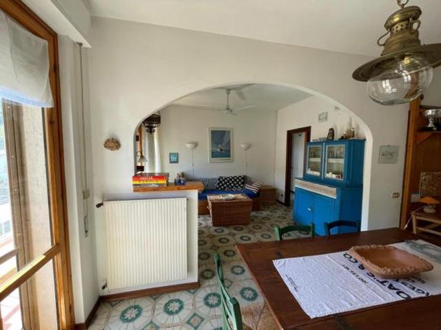 Appartamento in vendita a Ameglia, Liguria