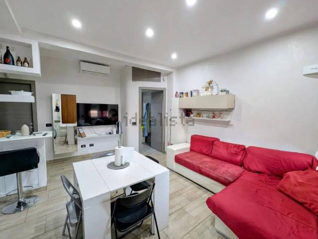 Appartamento in vendita a Bareggio, Lombardia
