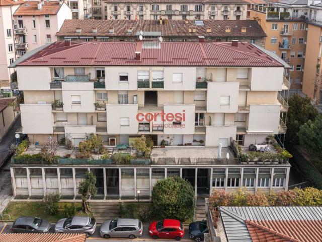 Appartamento in vendita a Città Alta, Bergamo