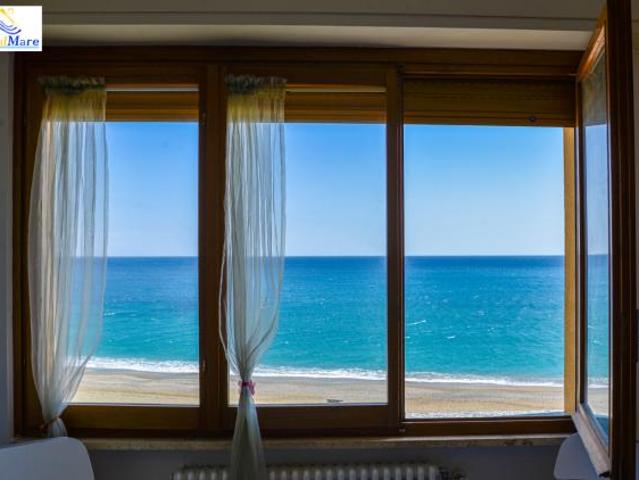 Appartamento in vendita a Bergeggi, Liguria