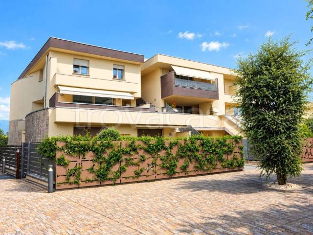 Appartamento in vendita a Ghiaie, Bonate Sopra