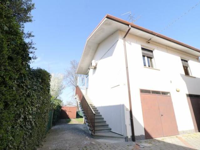 Appartamento in vendita a Bondeno, Ferrara