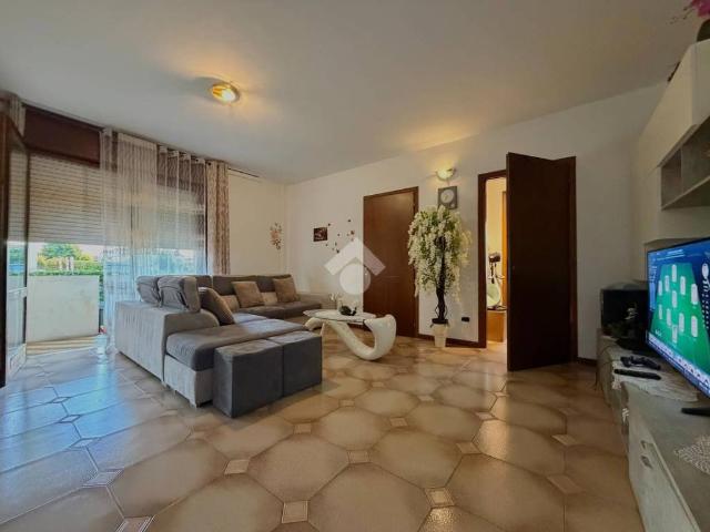 Appartamento in vendita a Caerano di San Marco, Treviso
