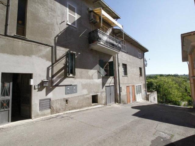 Appartamento in vendita a Canino, Lazio