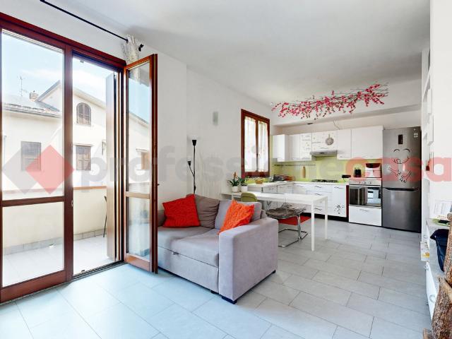 Appartamento in vendita a Caponago, Lombardia