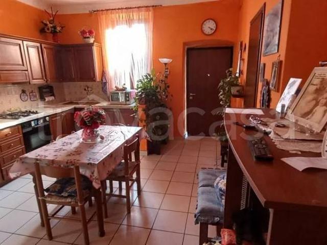Appartamento in vendita a Travaino, Caronno Varesino