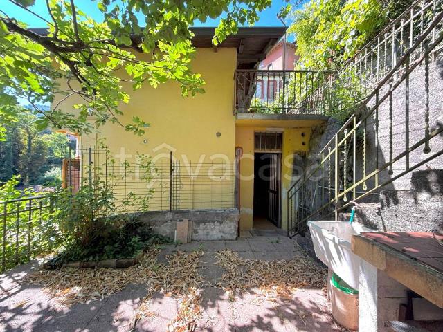 Appartamento in vendita a Casazza, Lombardia