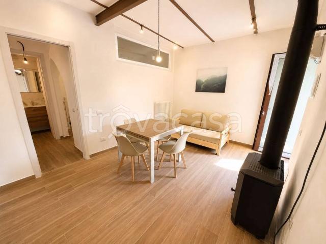 Appartamento in vendita a Castel di Sangro, L'Aquila