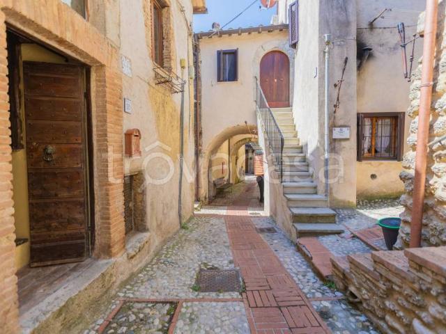 Appartamento in vendita a Castelnuovo Di Farfa, Lazio