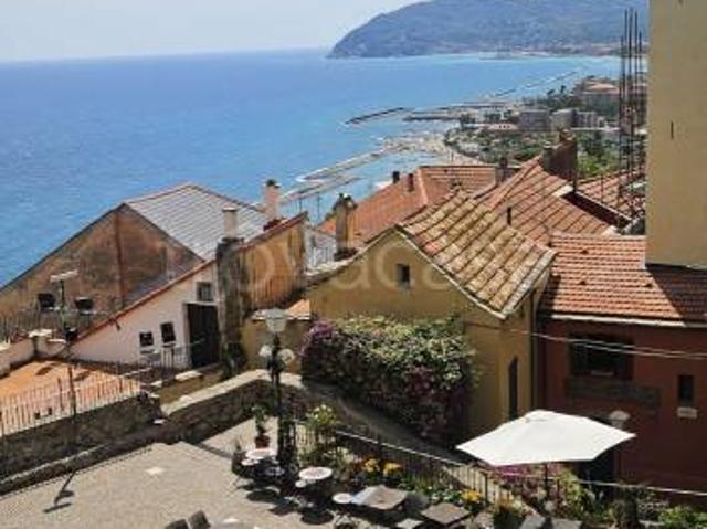 Appartamento in vendita a Cervo, Liguria
