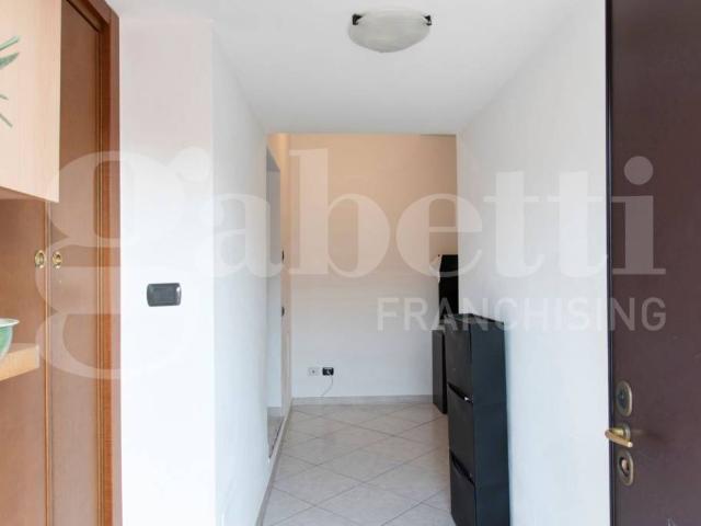Appartamento in vendita a Cesano Maderno, Lombardia