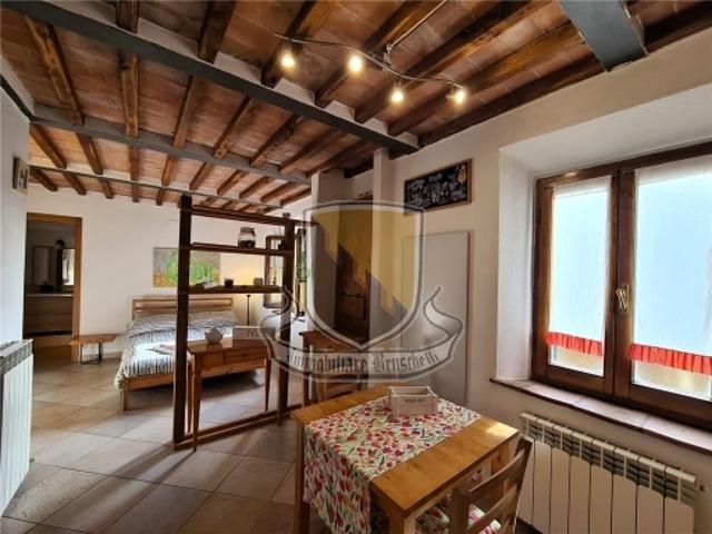 Appartamento in vendita a Chiusdino, Toscana
