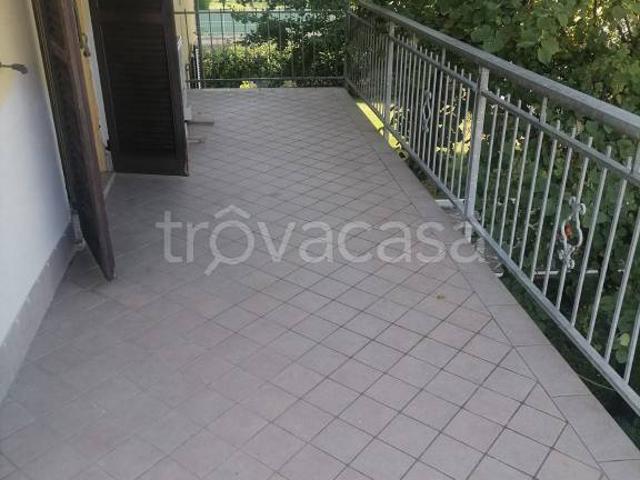 Appartamento in vendita a Crespiatica, Lombardia