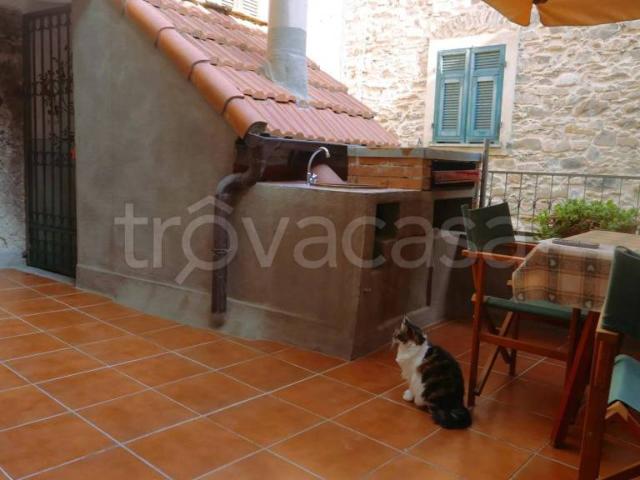 Appartamento in vendita a Dolceacqua, Liguria