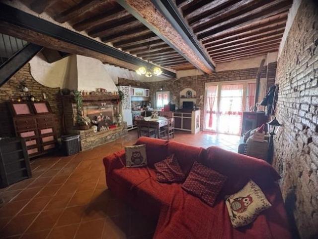 Appartamento in vendita a Fauglia, Toscana