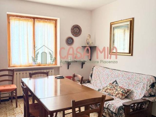 Appartamento in vendita a Ferriere, Reggio Emilia