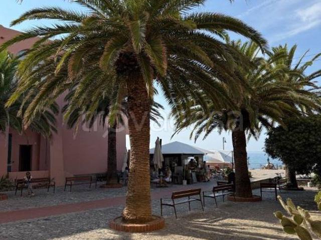 Appartamento in vendita a Finale Ligure, Liguria
