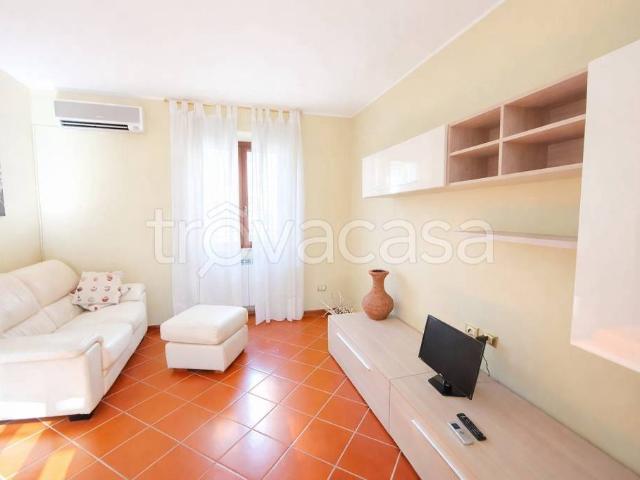 Appartamento in vendita a Gallarate, Lombardia