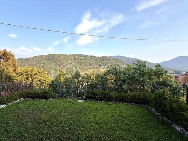 Appartamento in vendita a Orezzo, Gazzaniga