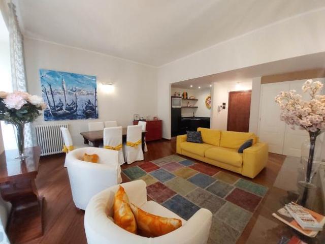 Appartamento in vendita a Centro Est, Serra Riccò