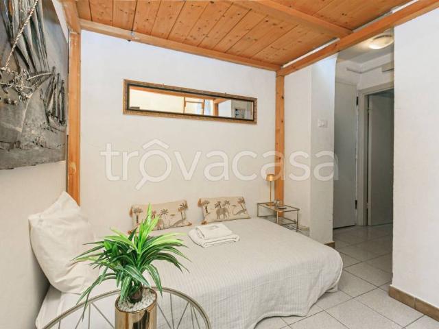 Appartamento in vendita a Centro Est, Serra Riccò